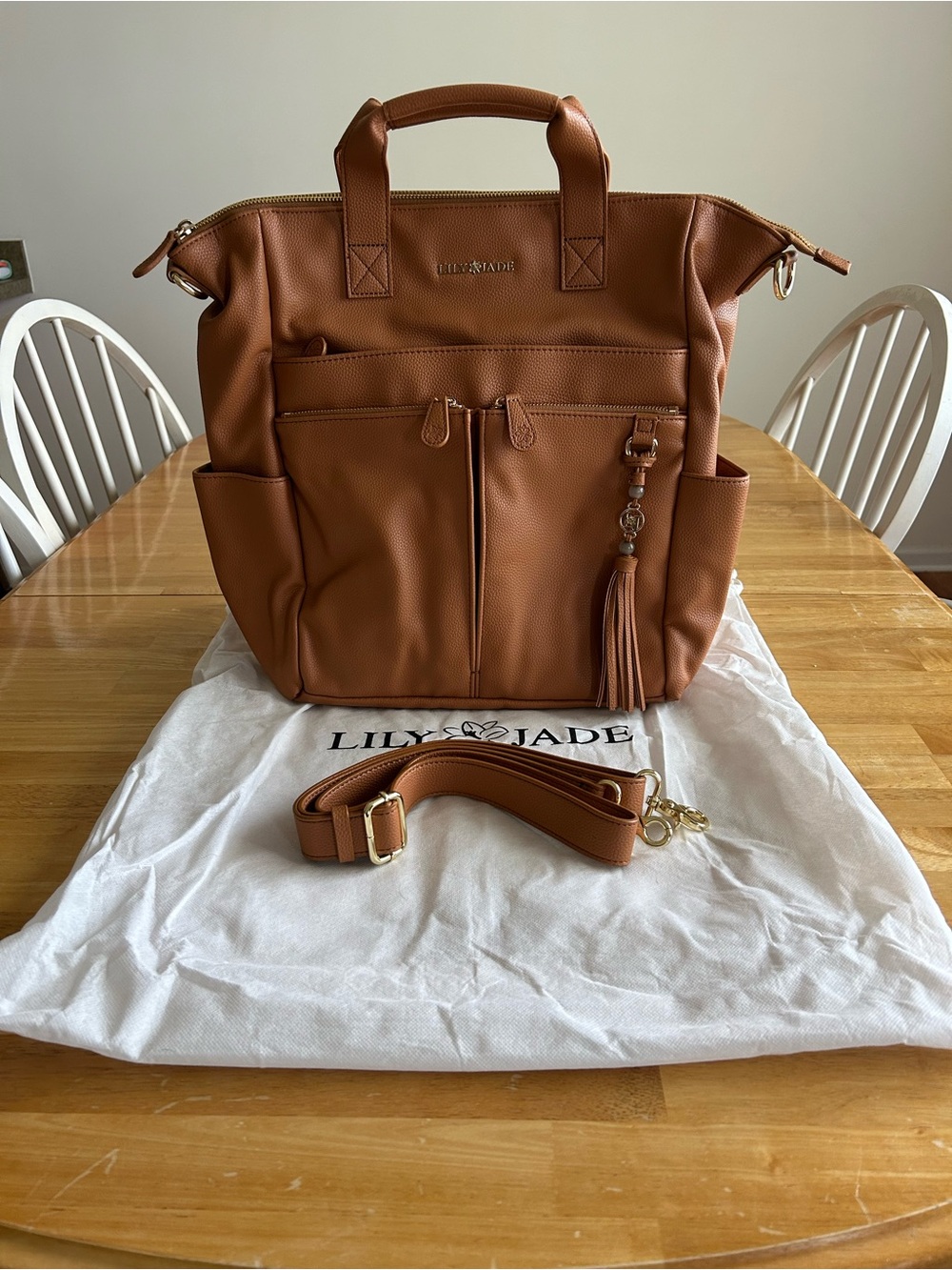 Lily Jade Caroline Camel